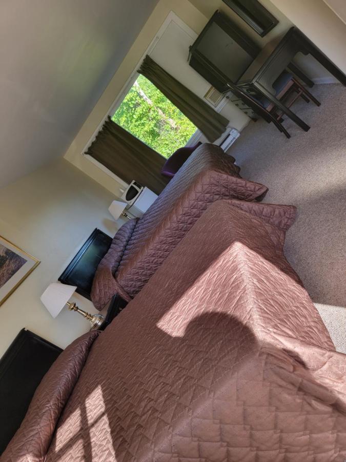 Gateway Motel Gananoque Luaran gambar
