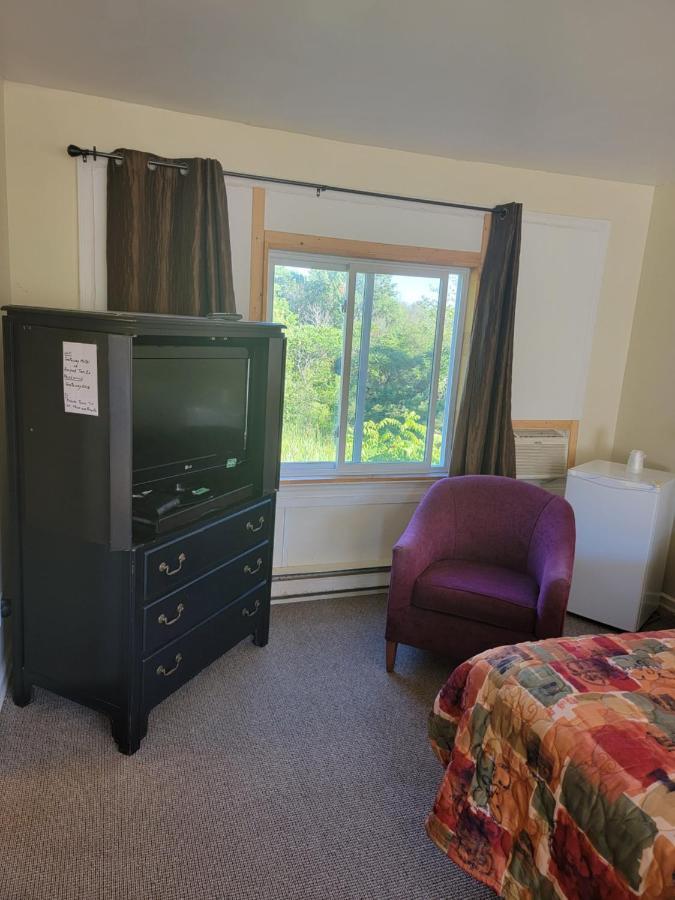 Gateway Motel Gananoque Luaran gambar