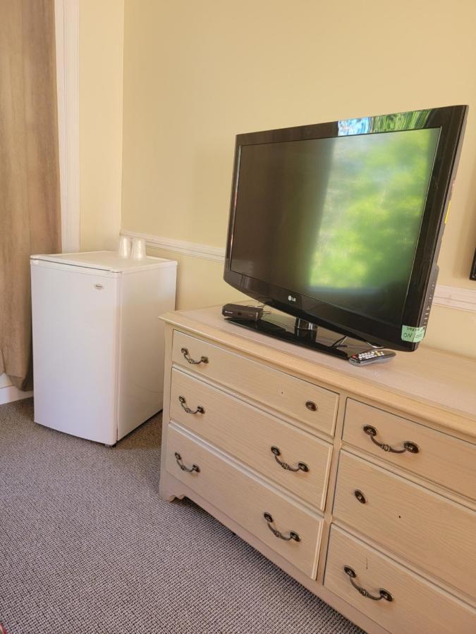 Gateway Motel Gananoque Luaran gambar
